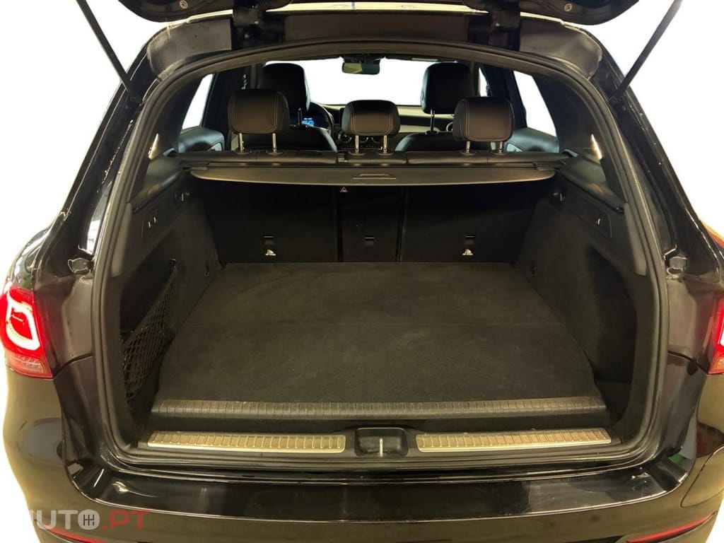 Mercedes-Benz GLC 300 de 4Matic 9G-TRONIC