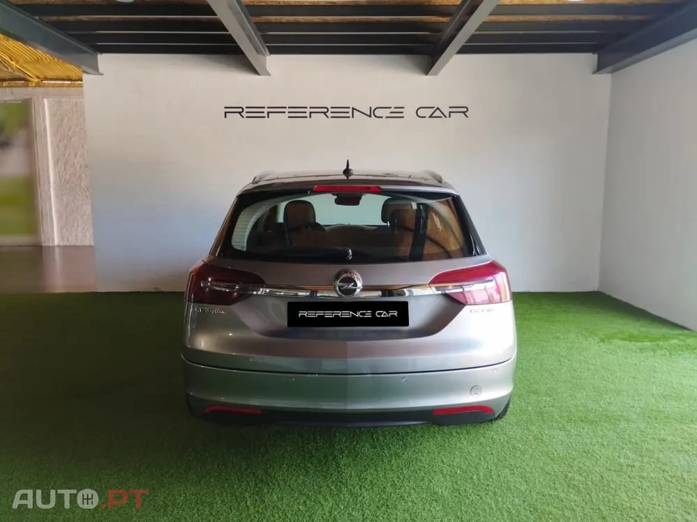 Opel Insignia 2.0 CDTI Executive 140cv