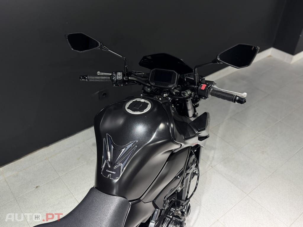 Kawasaki Z 900