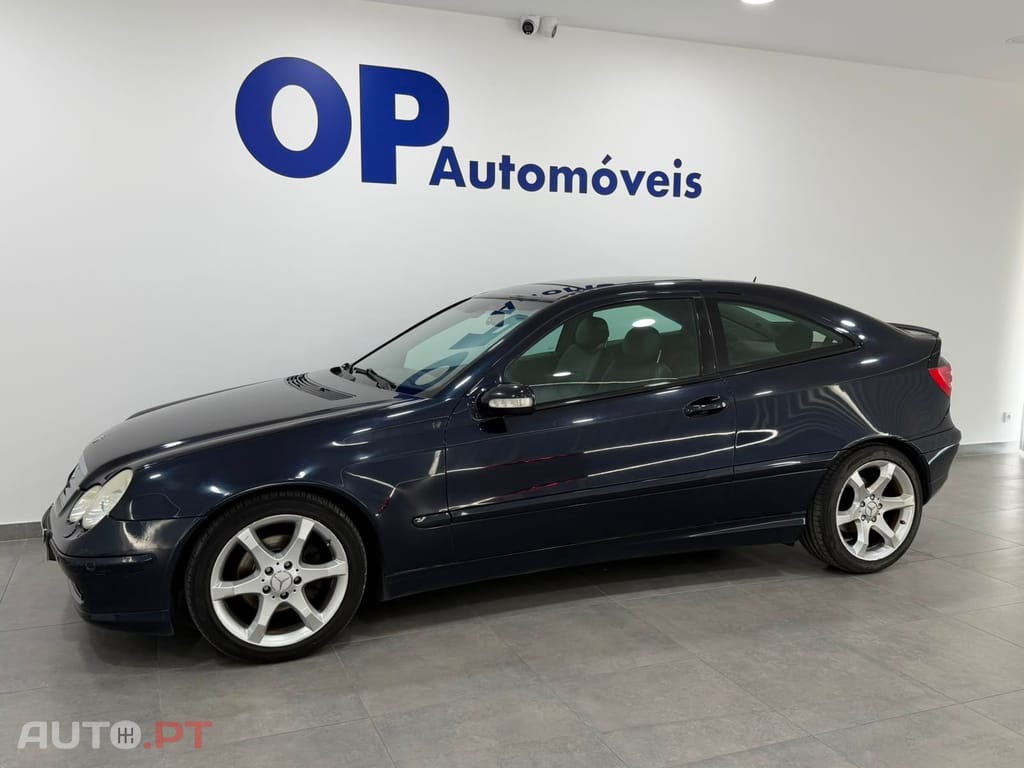 Mercedes-Benz C 220 Outro