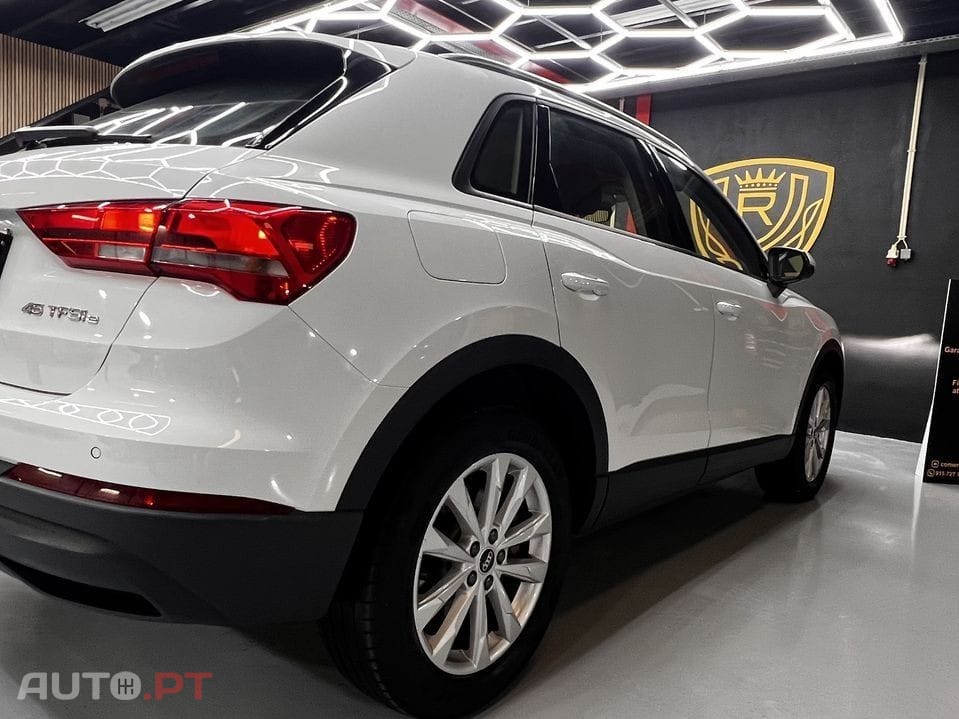 Audi Q3 45 TFSIe S tronic