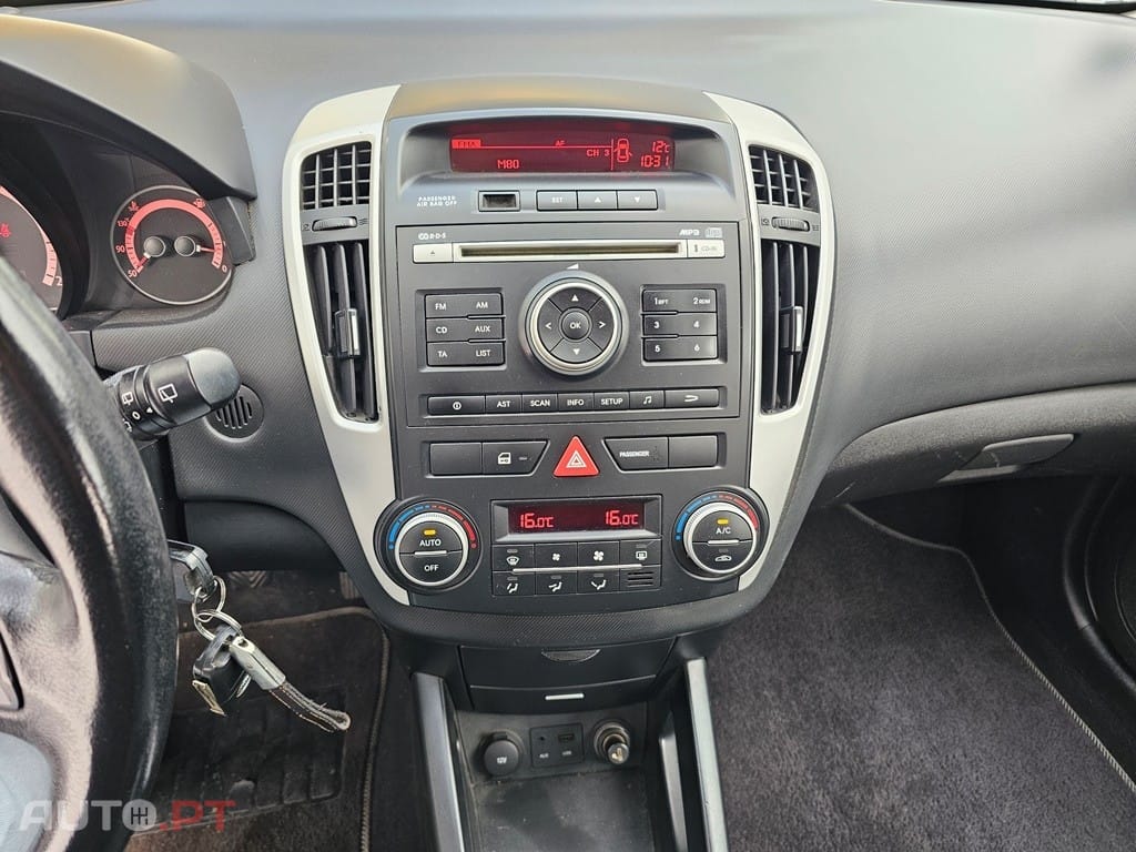 Kia Ceed SW 1.4 CVVT EX