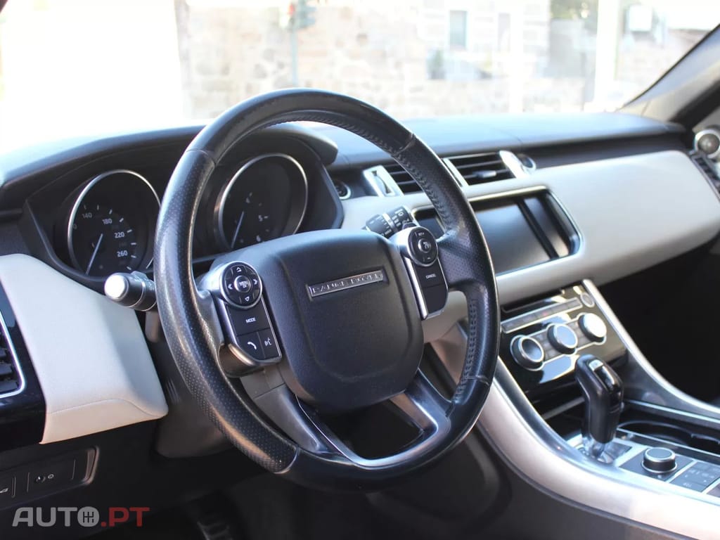 Land Rover Range Rover Sport 3.0 SDV6 SE