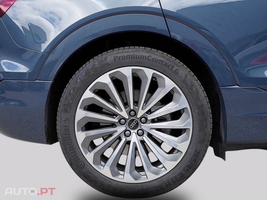 Audi Q8 E-Tron Sb 50 Quattro S Line I.V.A DEDUTÍVEL