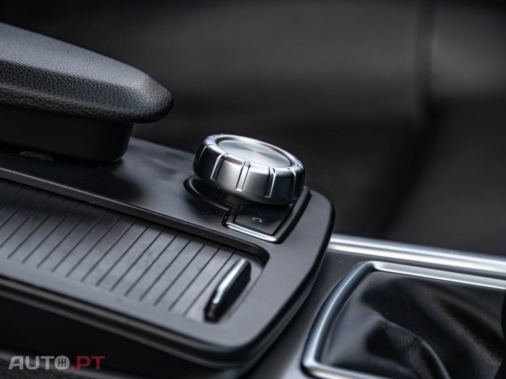 Mercedes-Benz E 220 BlueTEC Avantgarde