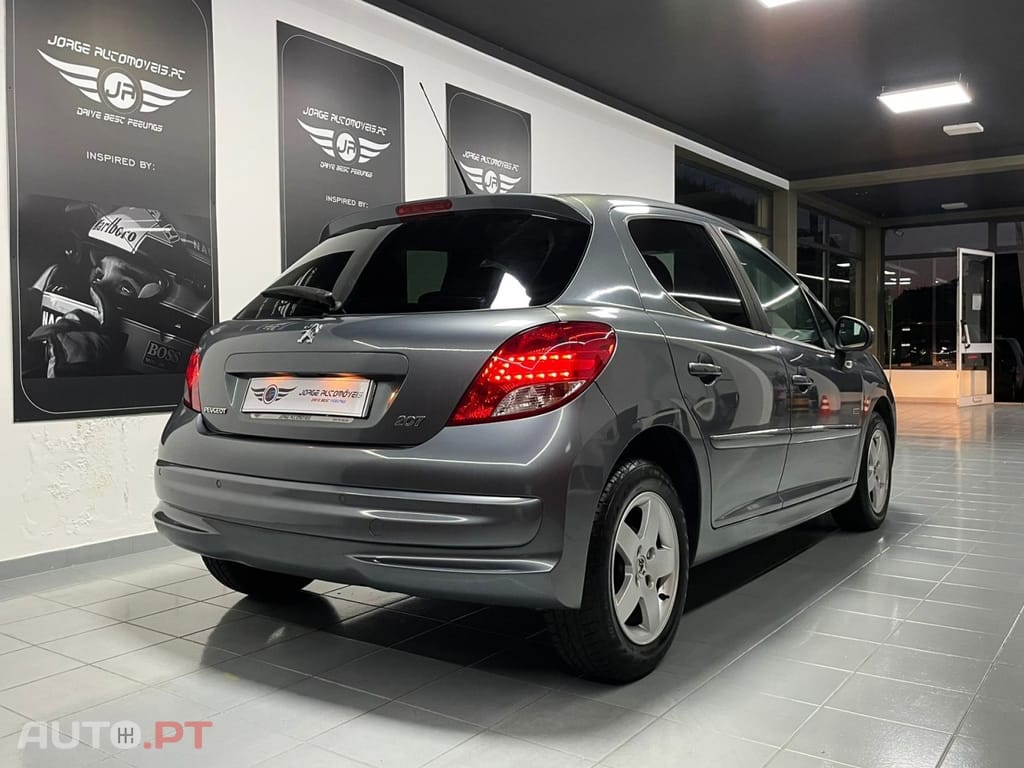 Peugeot 207 1.4 HDi SE Sportium