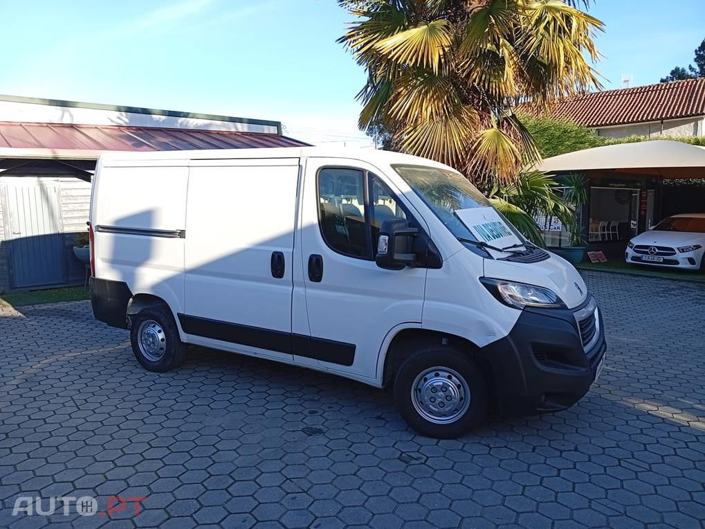 Peugeot Boxer 2.2 BLUE HDI