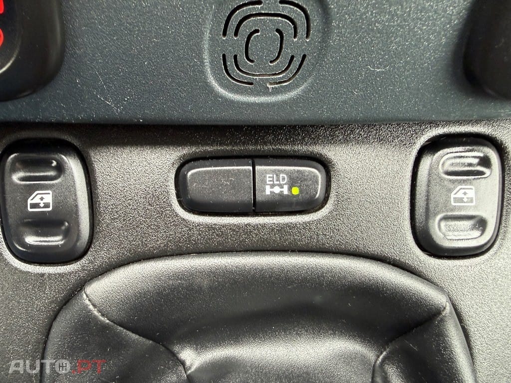 Fiat Panda 1.3 16V Multijet 4x4 S&S — fotografia 11
