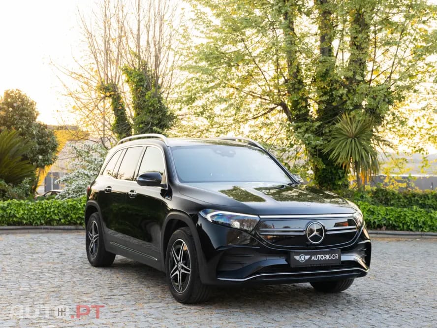 Mercedes-Benz EQB 300 4Matic AMG Line