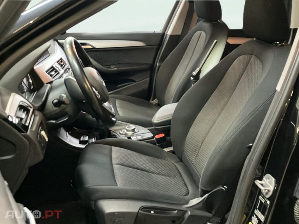 BMW X1 25 e xDrive Line Sport