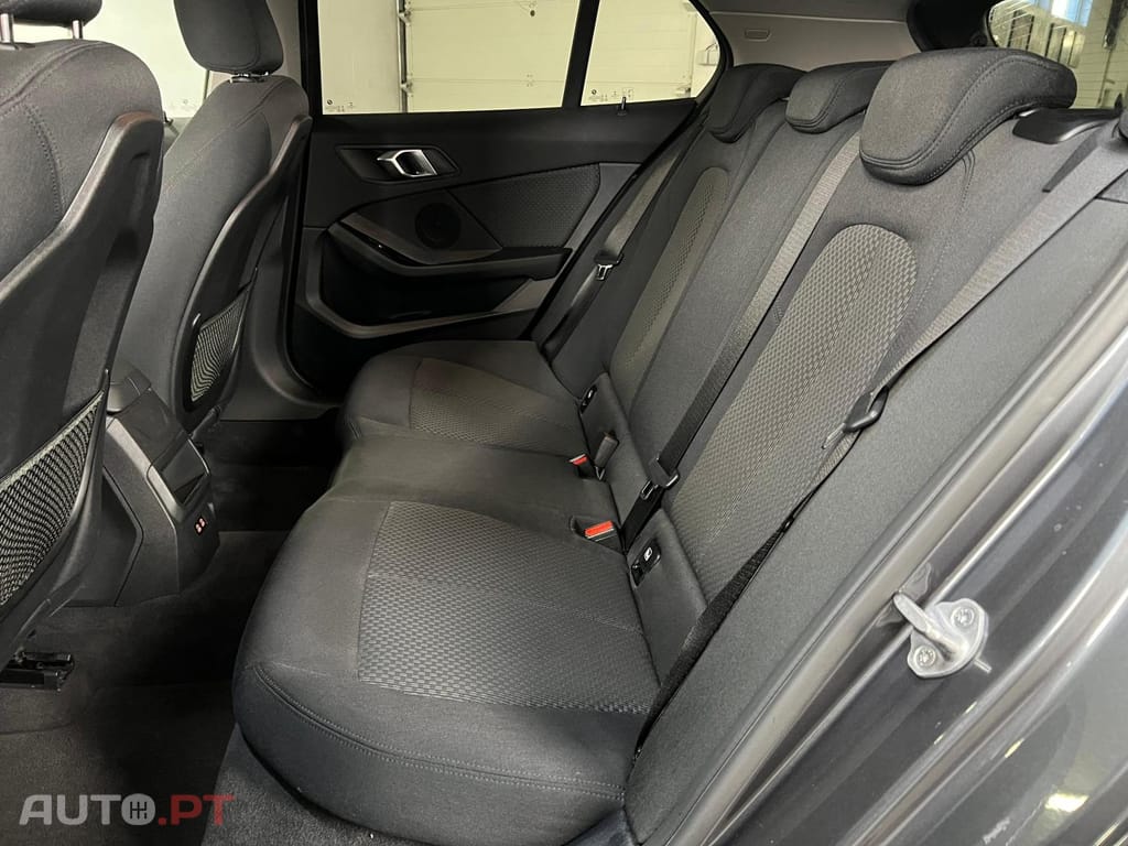 BMW 118 i Auto  Corporate Edition