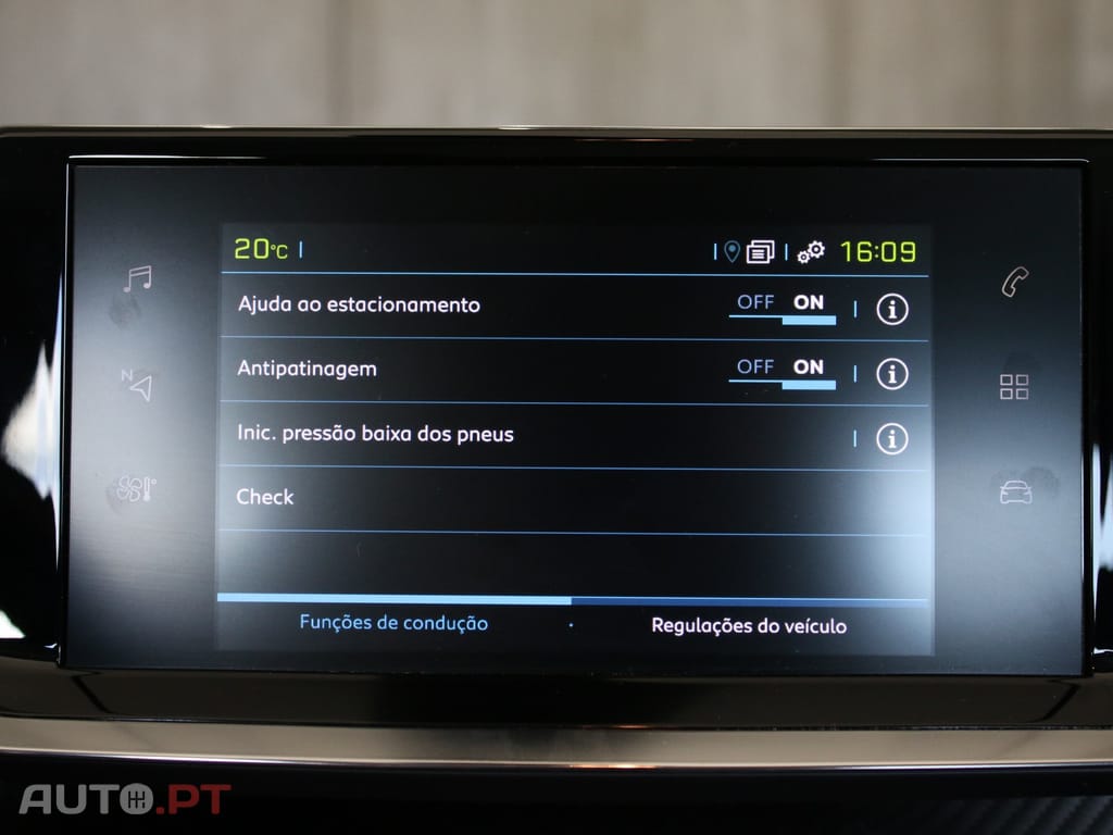 Peugeot E-208 50 kWh Allure Pack