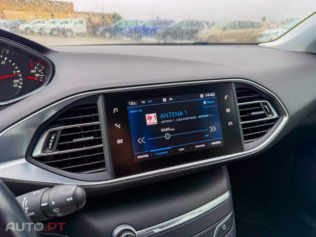 Peugeot 308 1.5 BlueHDi Business Line