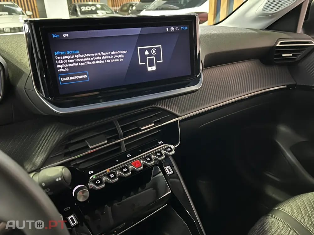 Peugeot 208 1.2 Hybrid Allure e-DCS6