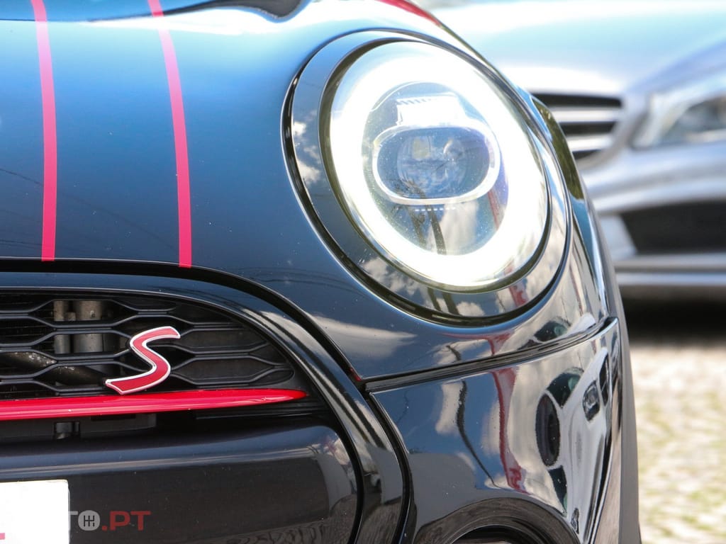 MINI Cooper Cooper S
