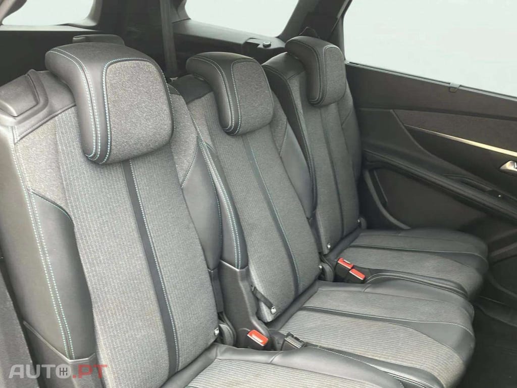 Peugeot 5008 1.5 BlueHDi Allure Pack