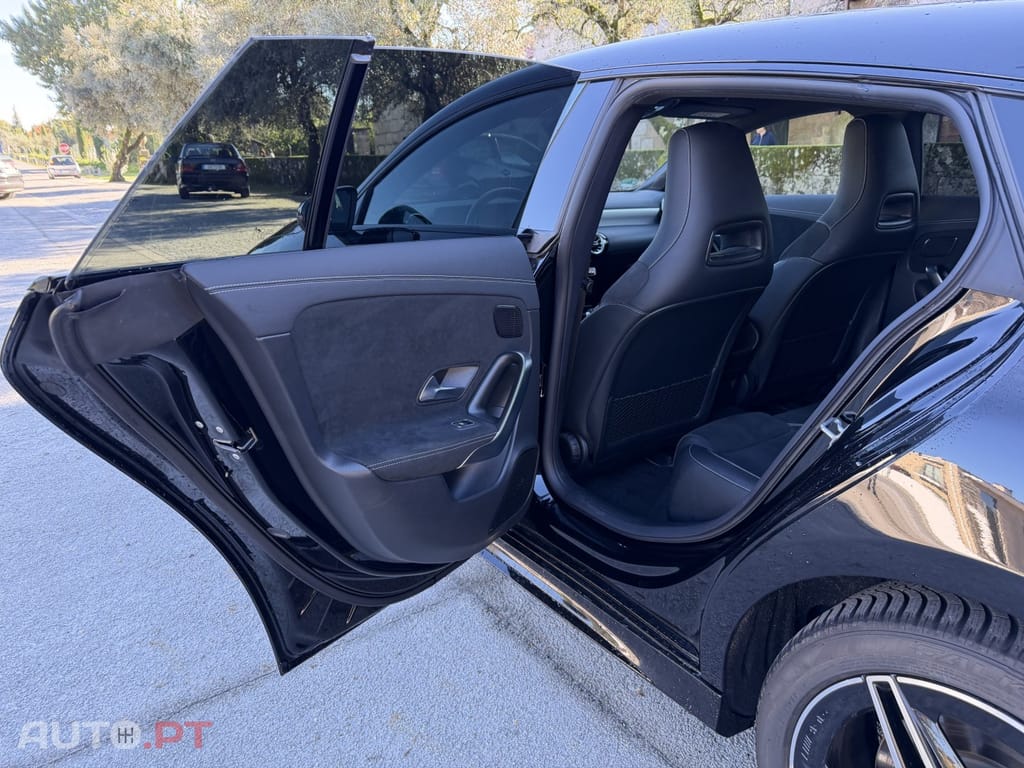 Mercedes-Benz CLA 250 e Shooting Brake 8G-DCT AMG Line