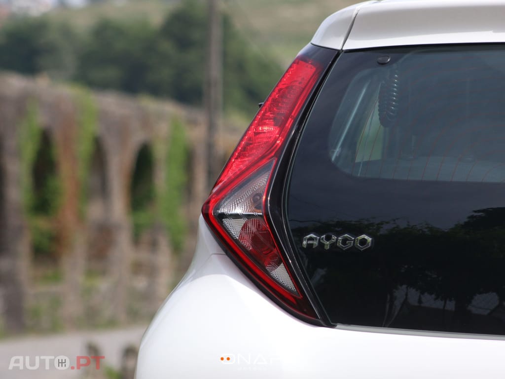 Toyota Aygo X 1.0 VVT-i X-Play