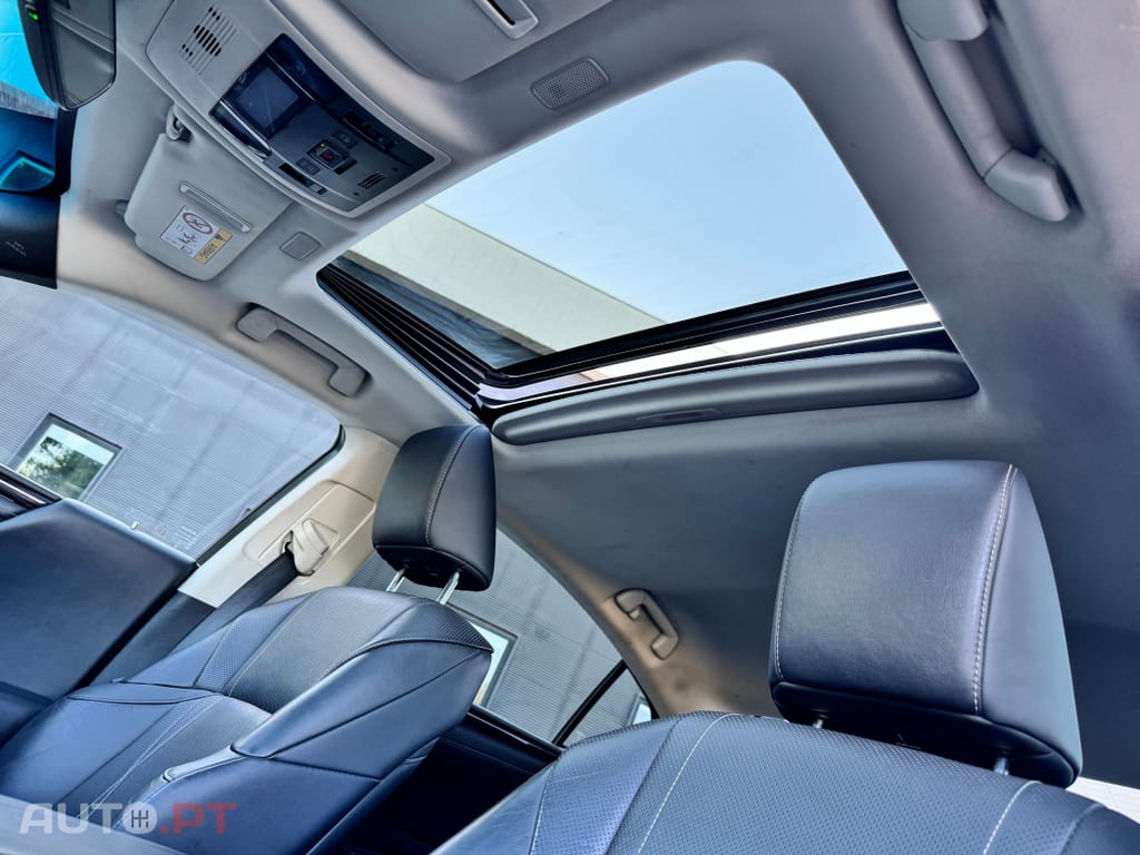 Lexus ES Executive+