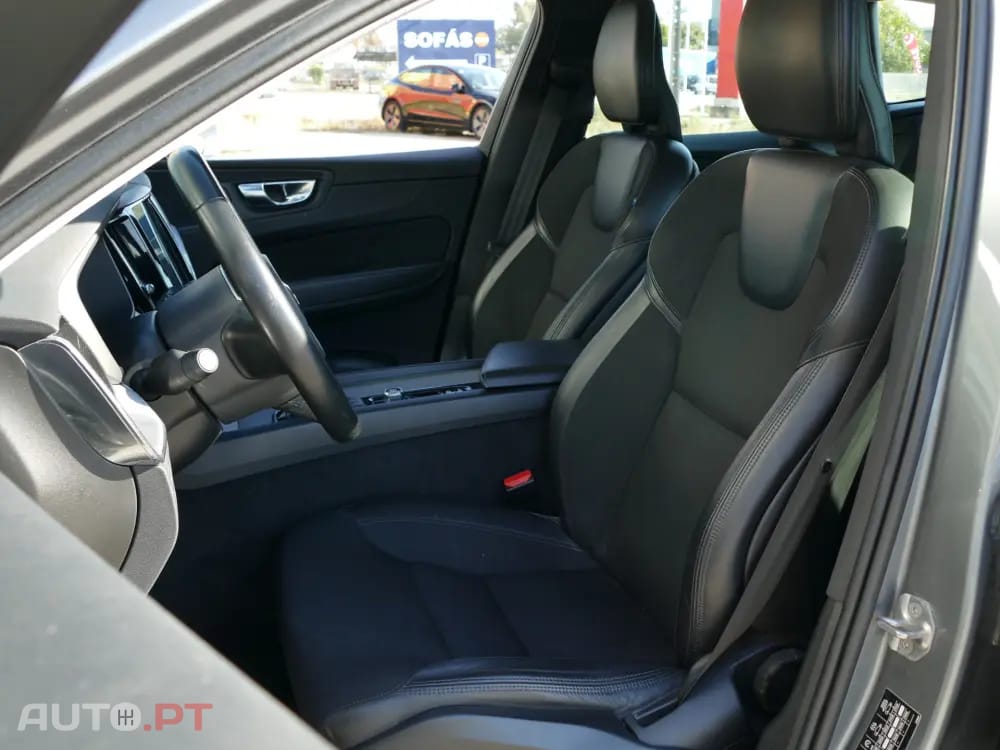 Volvo XC60 2.0 D4 Momentum Geartronic