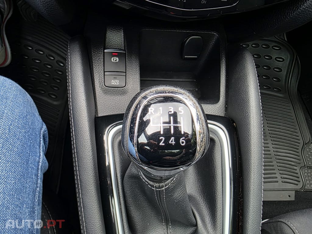 Nissan Qashqai 1.5 dCi N-Connecta J18