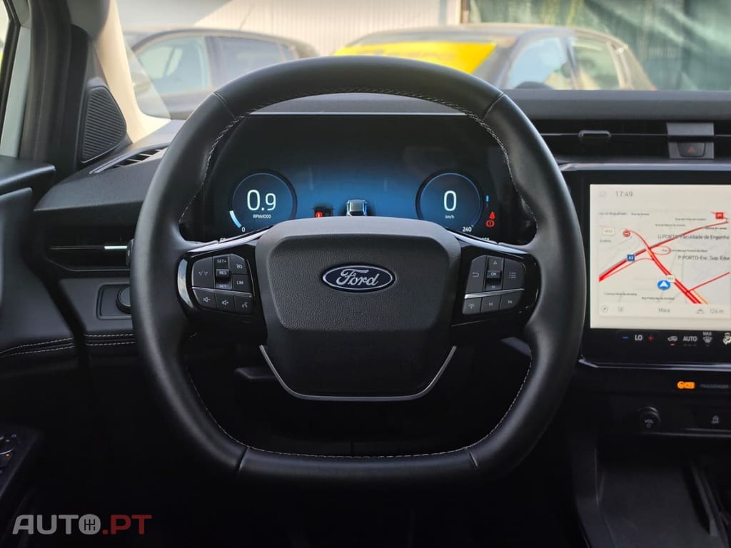Ford Puma 1.0 EcoBoost MHEV Titanium