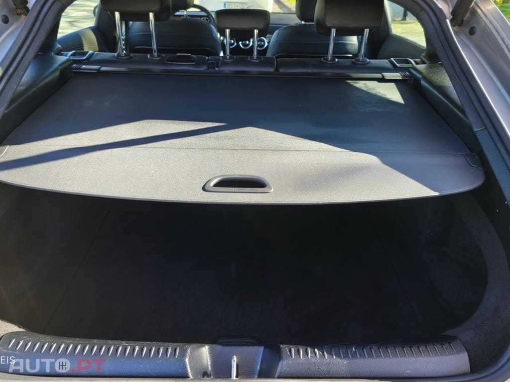 Mercedes-Benz CLA 180 d Shooting Brake Business Solutions