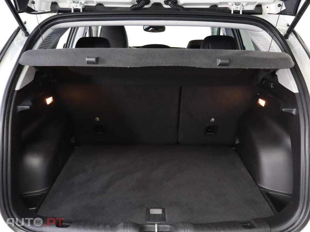 Jeep Compass 1.3 T Night Eagle