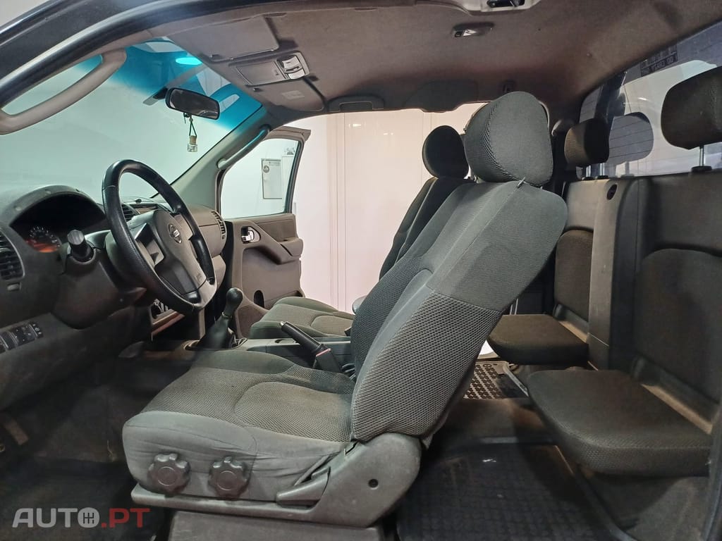 Nissan Navara 2.5 dCi KC SE Comfort