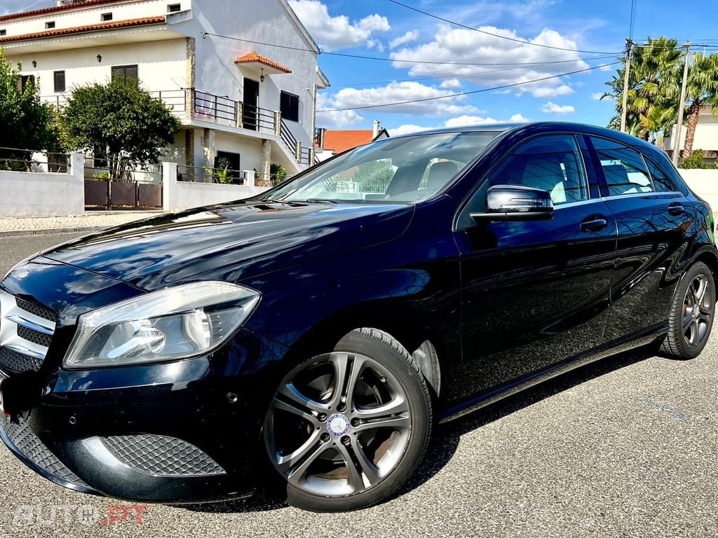 Mercedes-Benz A 180 BlueEFFICIENCY Edition Style