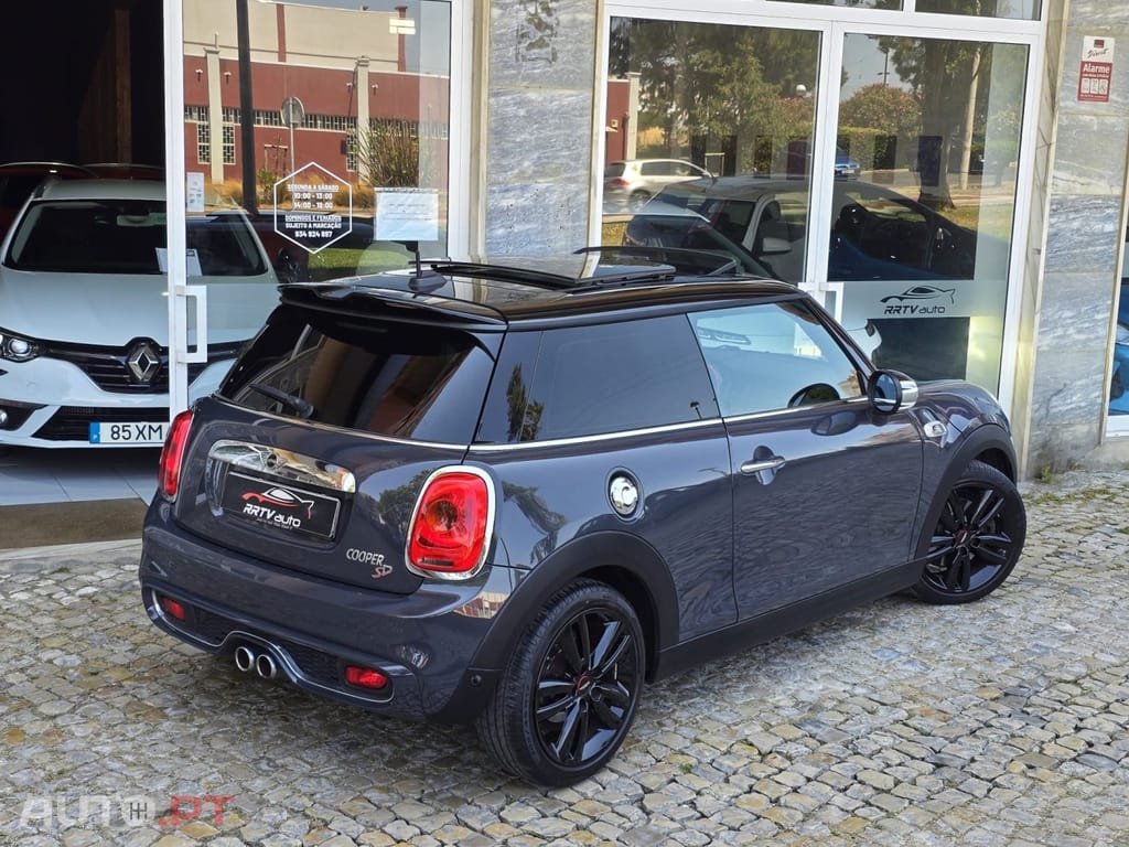 MINI Cooper Cooper SD