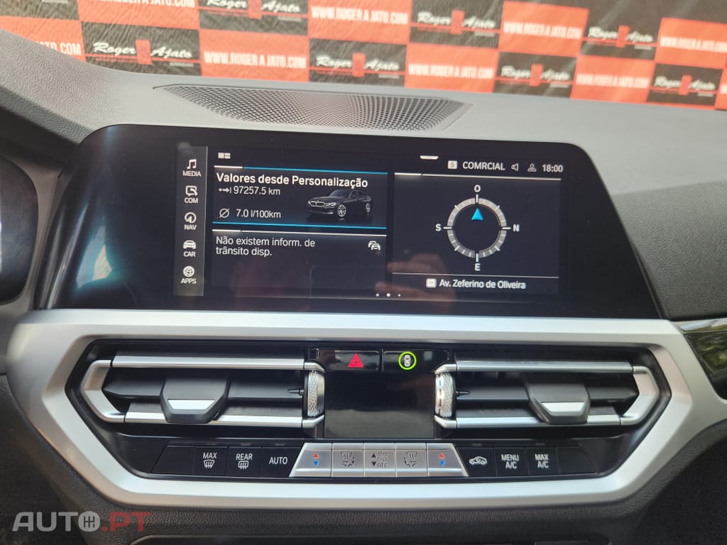 BMW 330 e Line Sport Auto