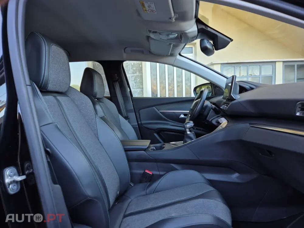 Peugeot 3008 1.5 BlueHDi Allure