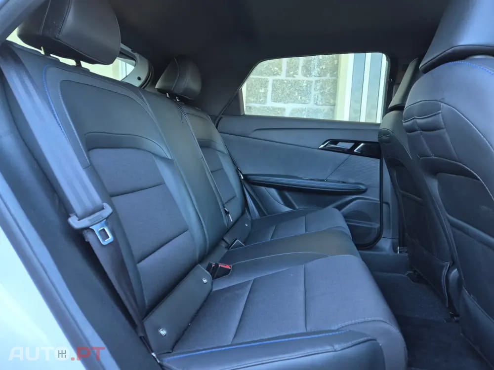 MG MG4 64 kWh Luxury