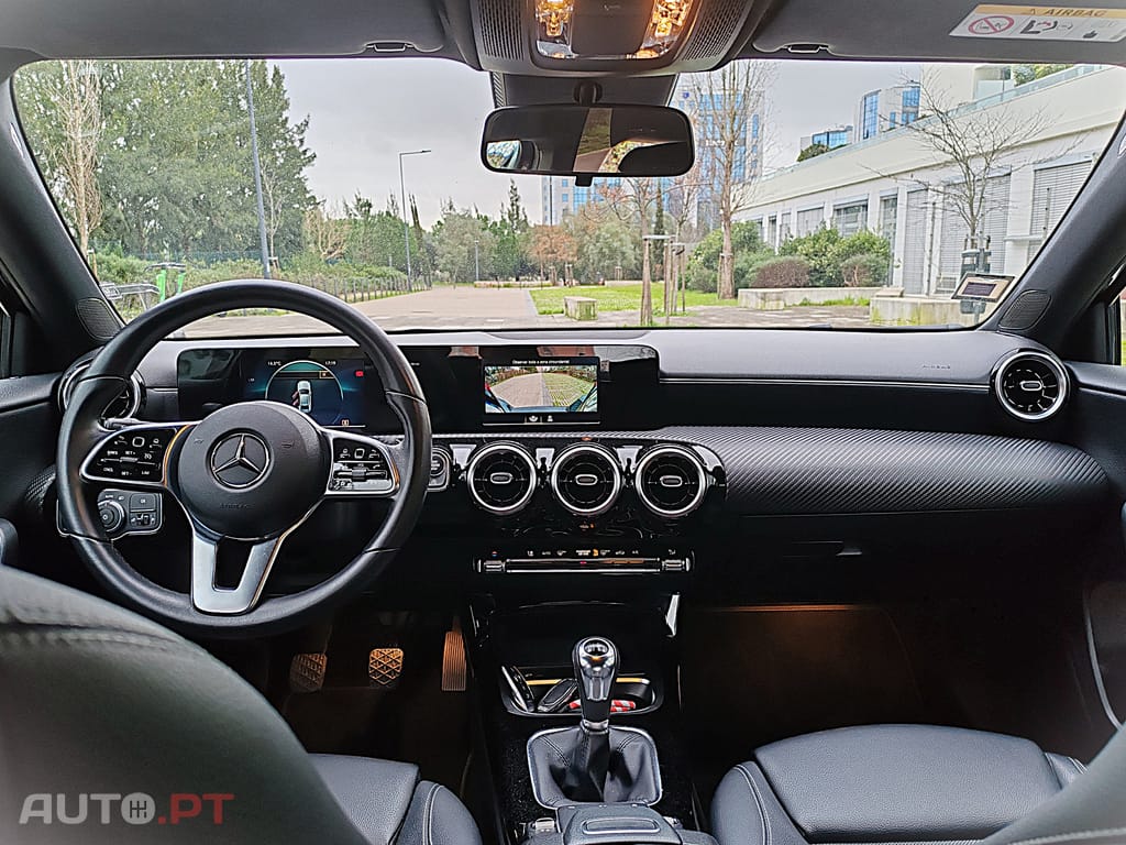 Mercedes-Benz A 180 d limousine style