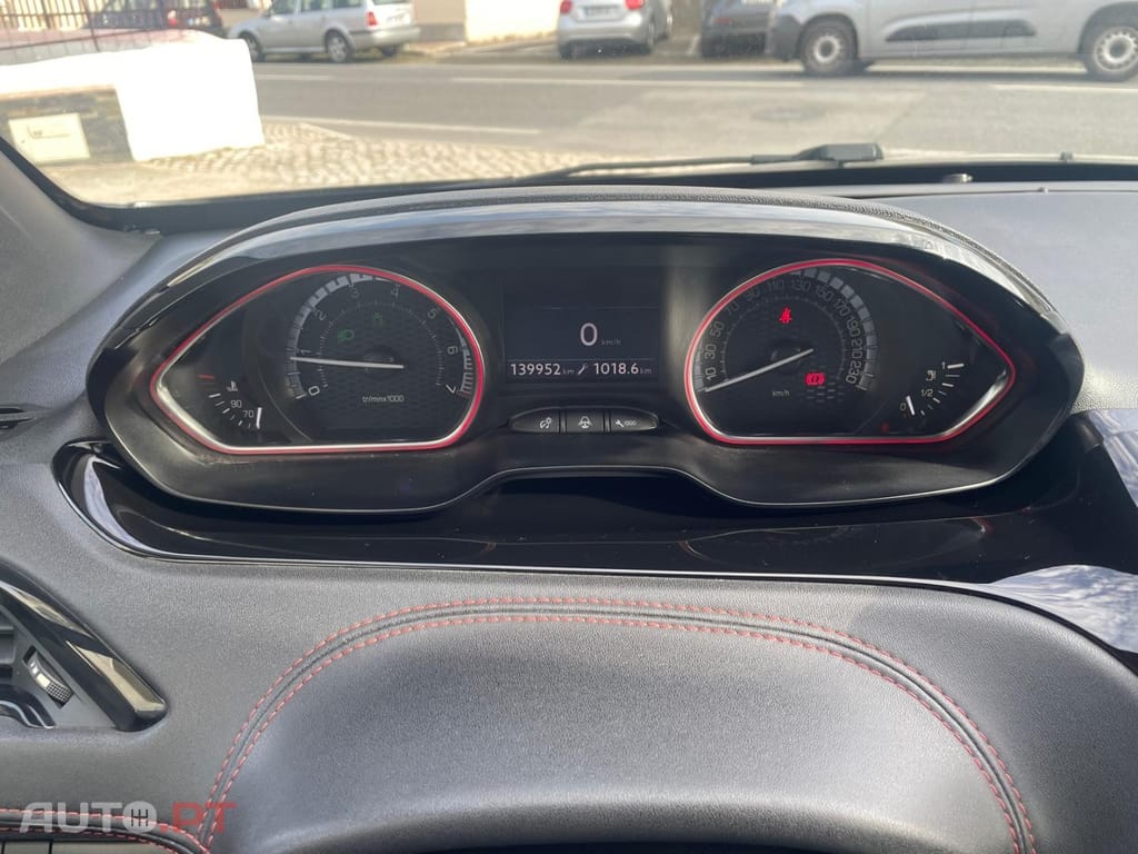 Peugeot 208 1.6 THP GTi