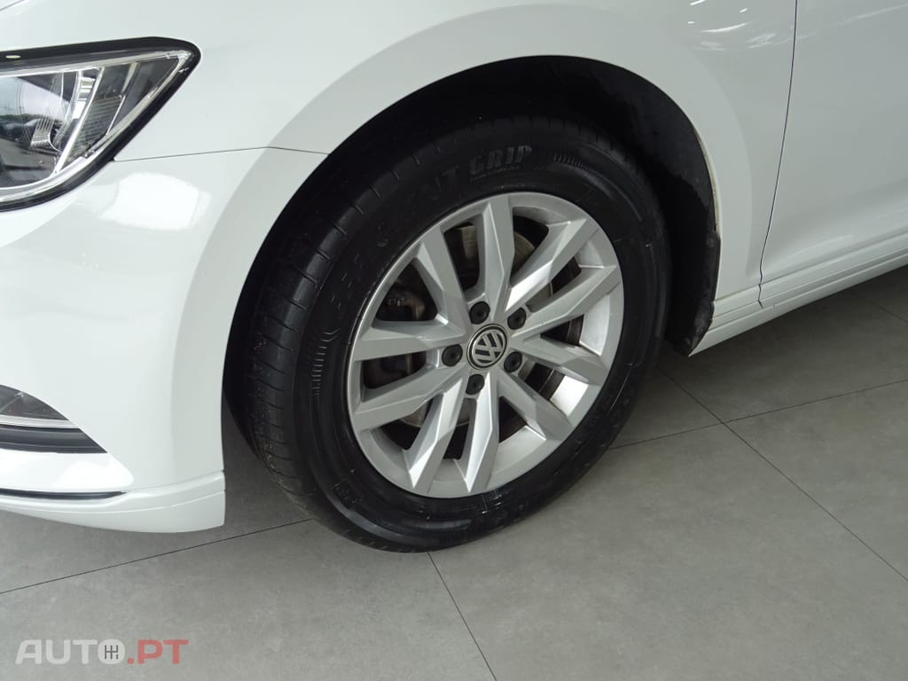 Volkswagen Passat Variant 1.6 TDI Confortline DSG