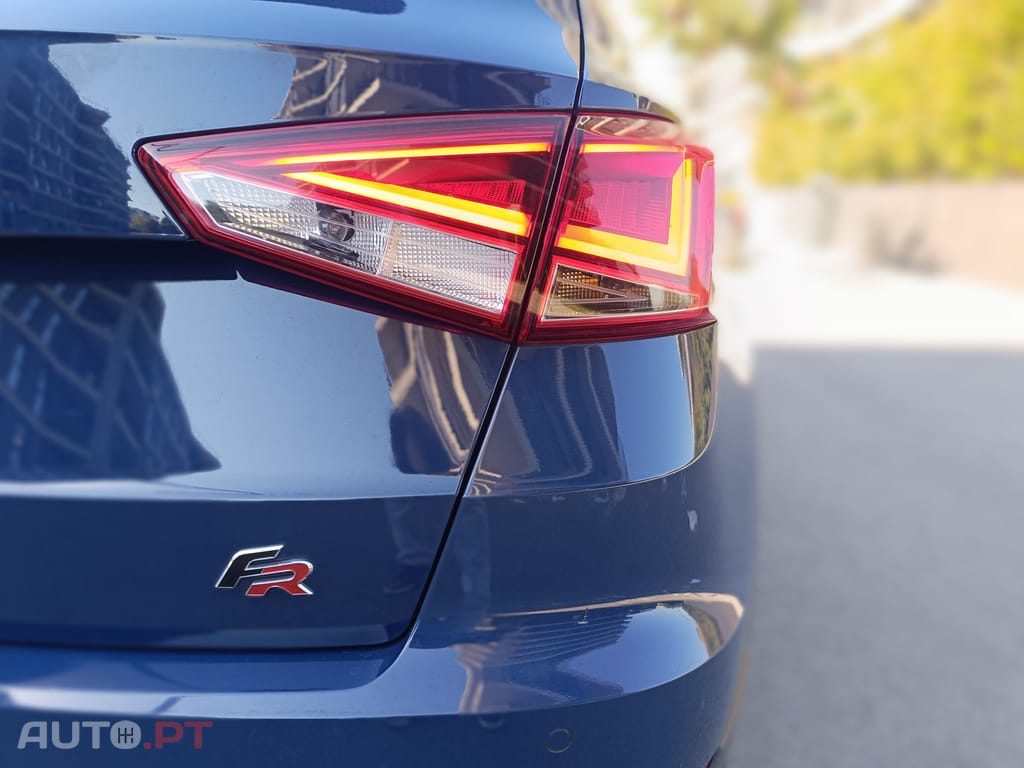 Seat Arona 1.0 TSI FR DSG - Automático