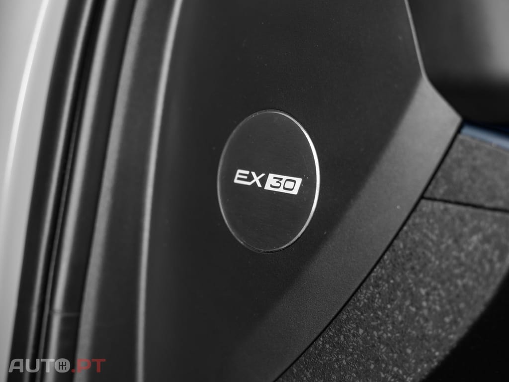 Volvo EX30 69 kWh Twin Motor Ultra