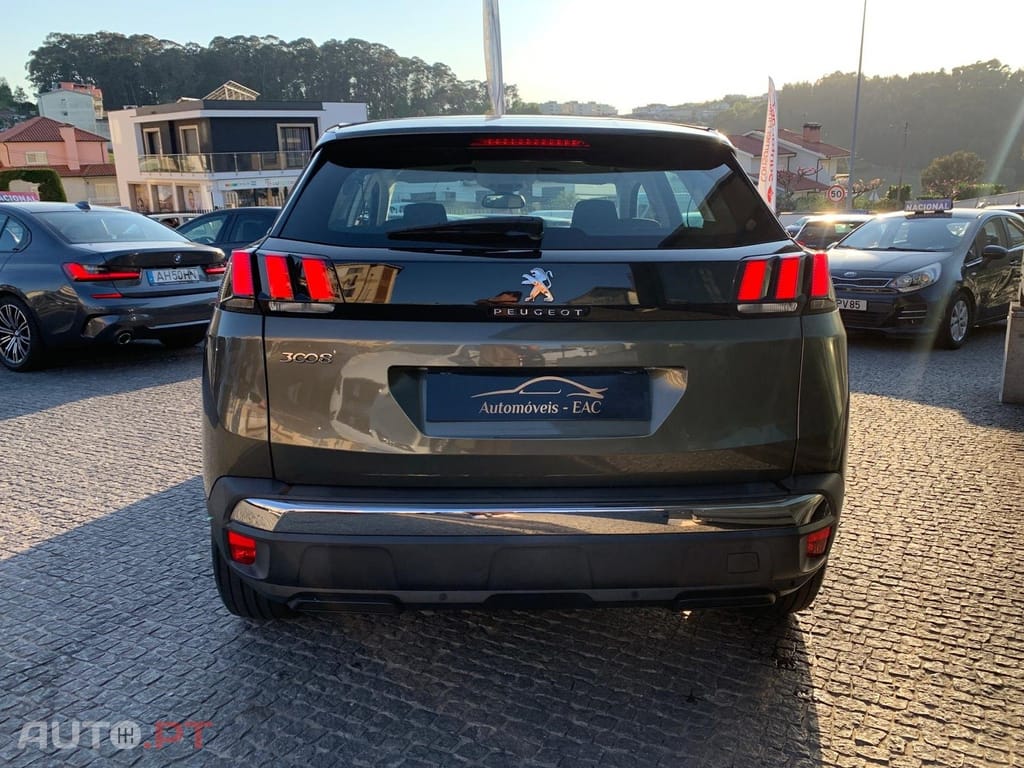 Peugeot 3008 1.5 BlueHDi Active