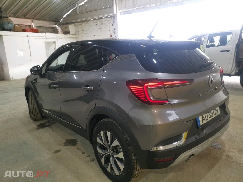 Renault Captur 1.0 TCe Exclusive Bi-Fuel