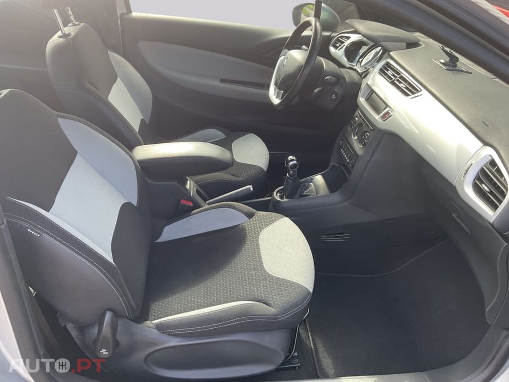 Citroen DS3 VTi Chic