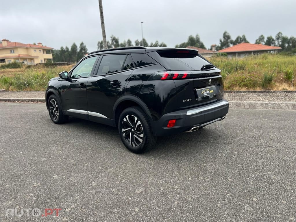 Peugeot 2008 1.2 PureTech Allure Pack