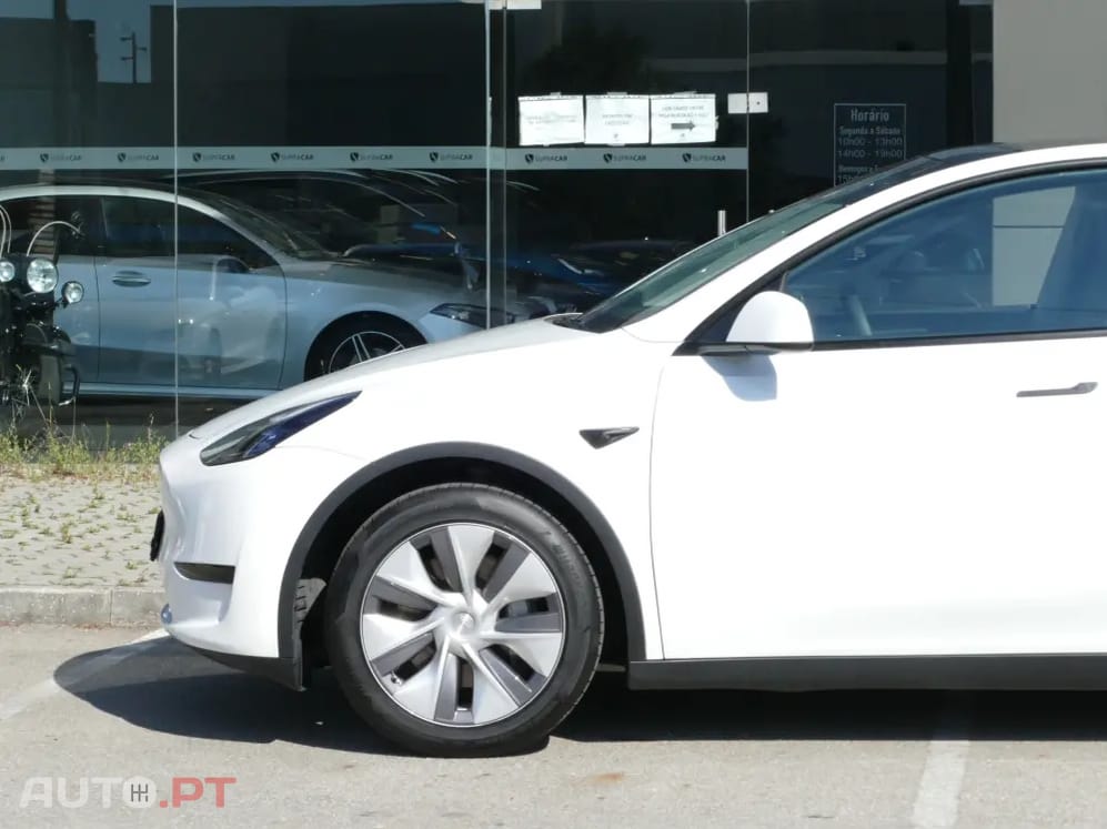 Tesla Model Y Tração Traseira