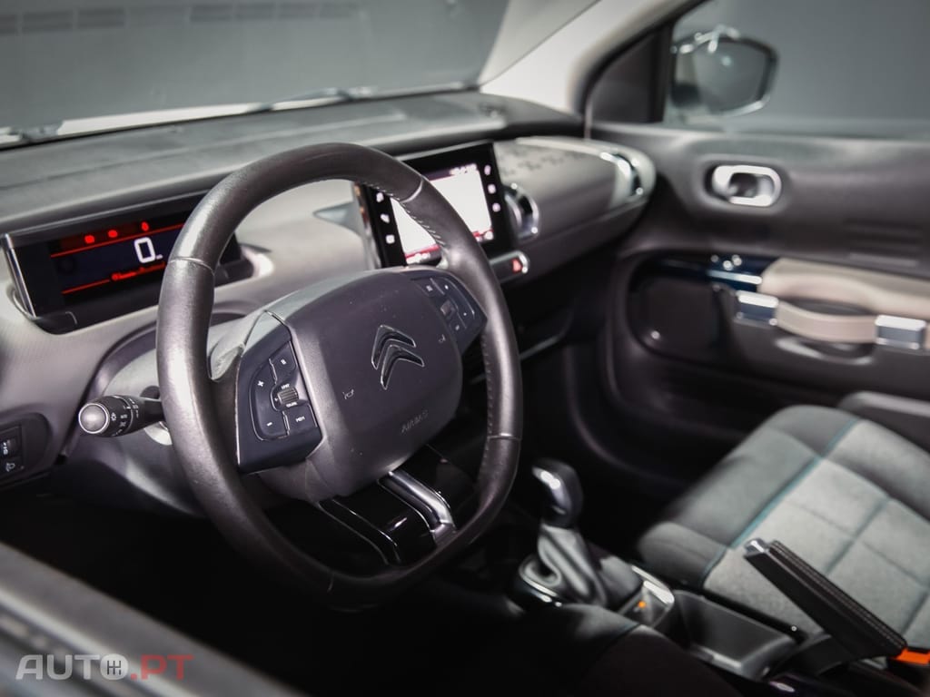 Citroen C4 Cactus BlueHDi 120 Stop&Start EAT6 C-SERIES