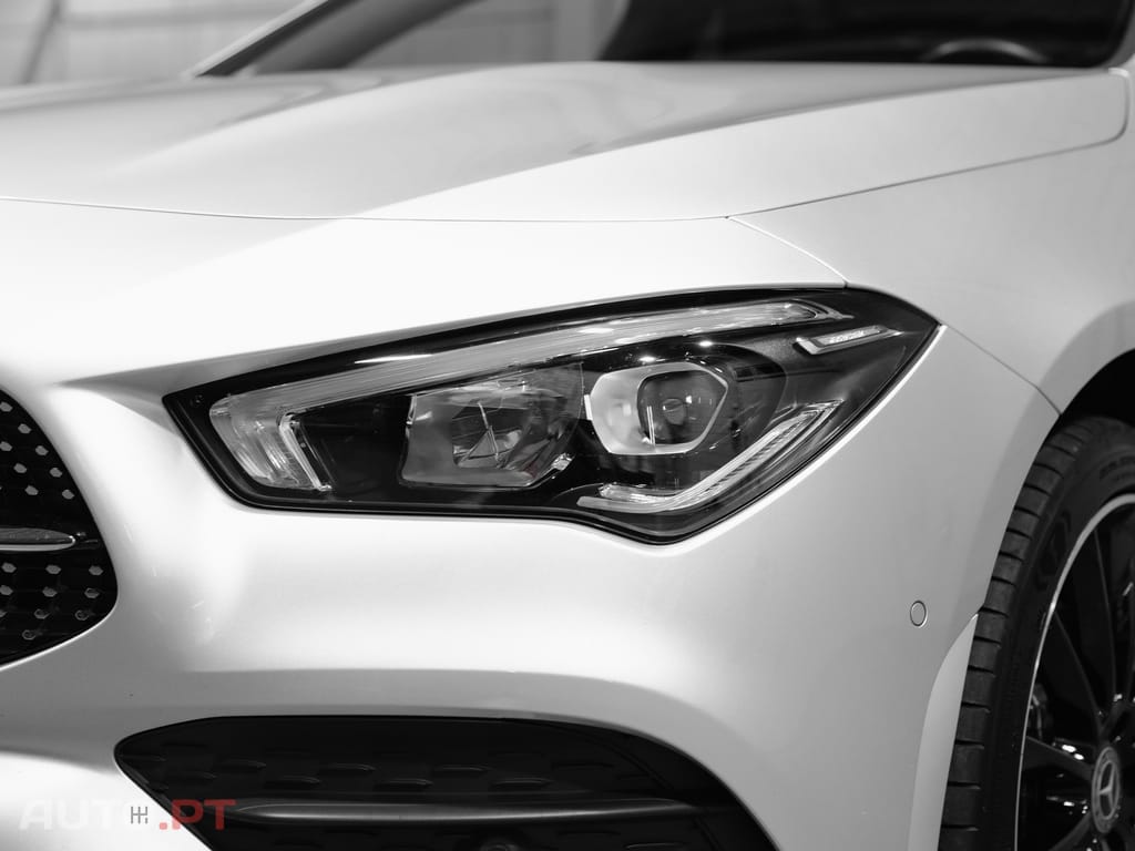 Mercedes-Benz CLA 250 e Shooting Brake AMG Line