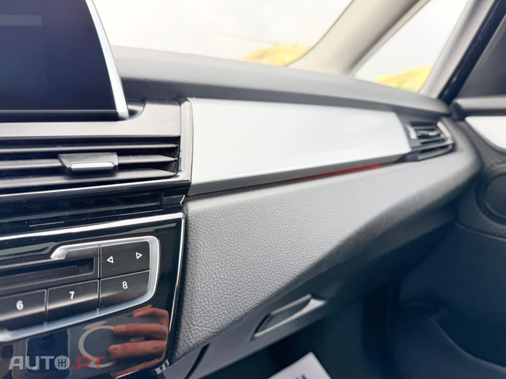 BMW 216 d Line Sport