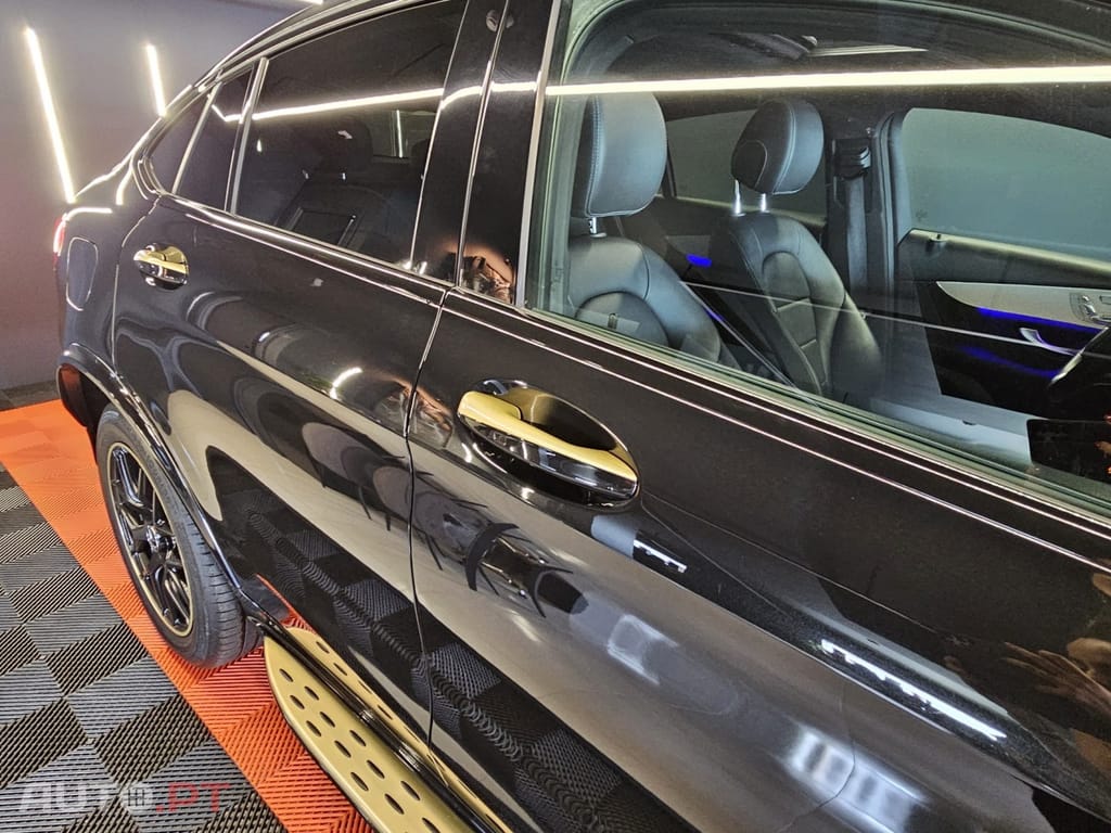 Mercedes-Benz GLC 300 de 4Matic 9G-TRONIC AMG Line