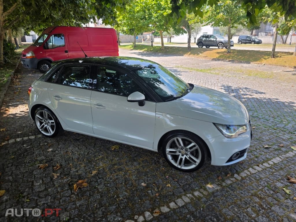 Audi A1 1.6 TDi S-line