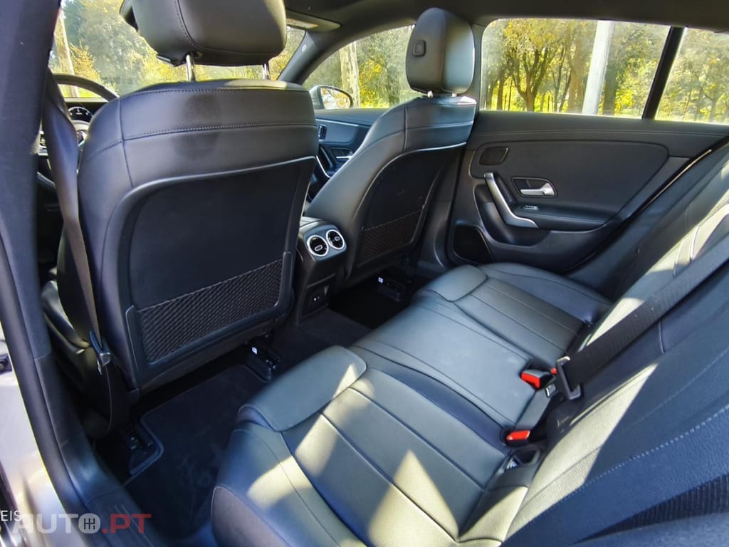 Mercedes-Benz CLA 180 d Shooting Brake Business Solutions